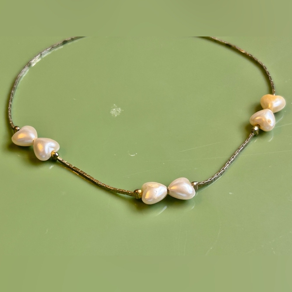 Timeless Vintage Faux Pearl Heart Bracelet and Rhinestone Earrings Set Classic - Picture 6 of 12